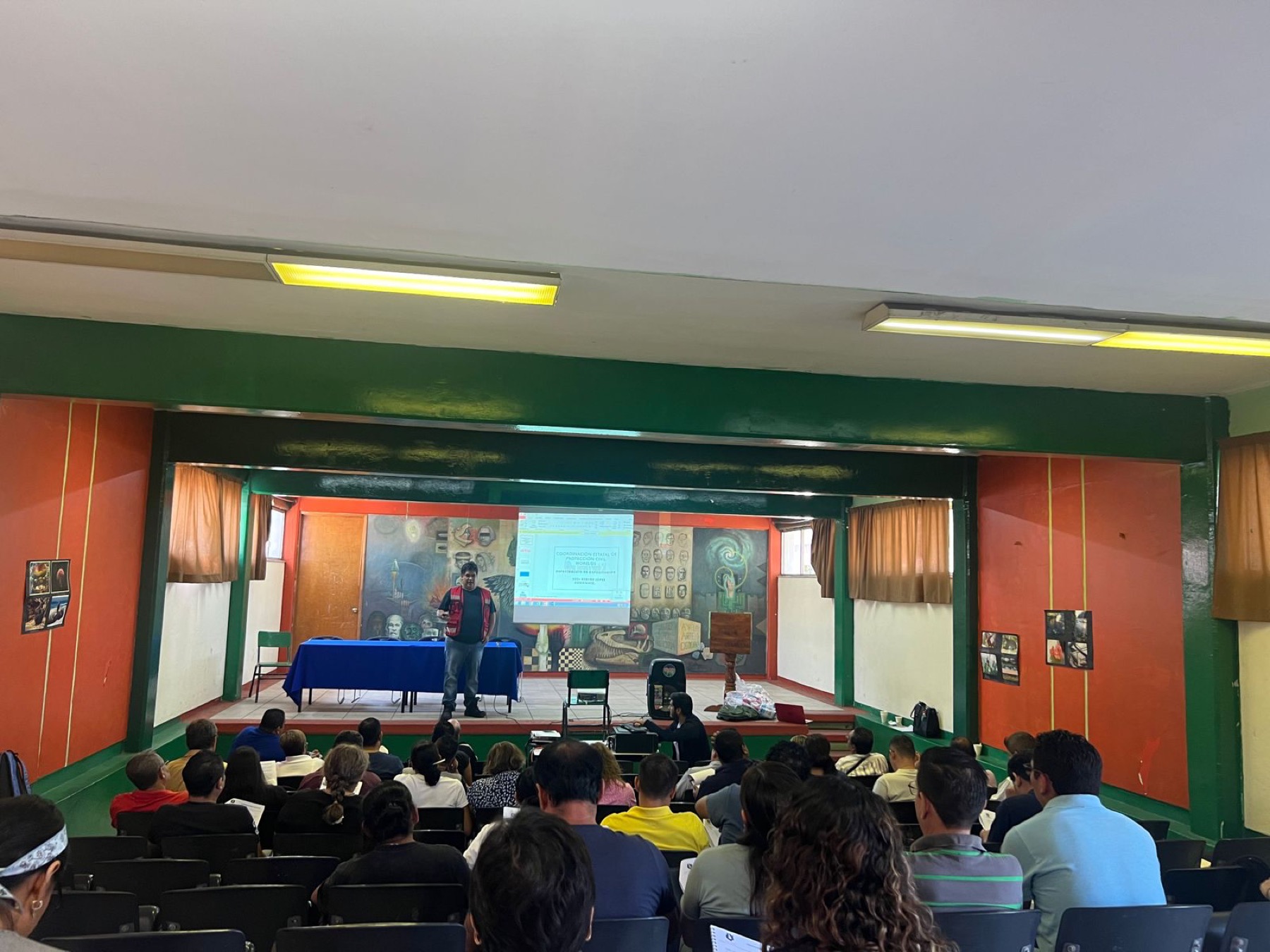 Capacita Cobaem a Personal Administrativo y Docente en Materia de Protección Civil